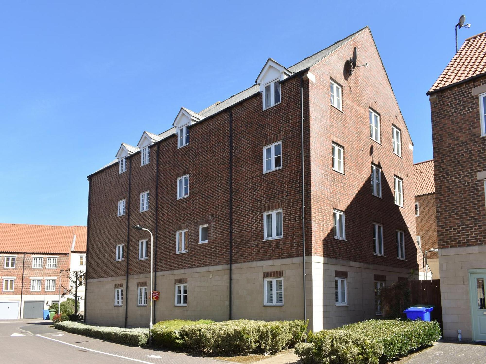 Snugg Villa Whitby Bagian luar foto