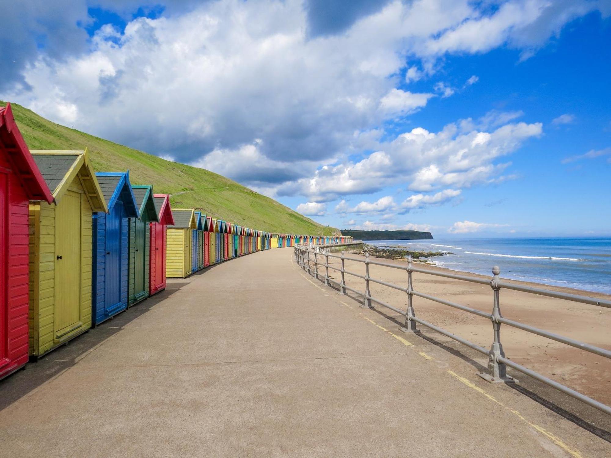 Snugg Villa Whitby Bagian luar foto